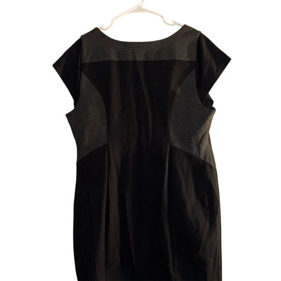 Women's Size 20 Black Gray Color Block Knee Length Dress Plus - Picture 2 of 7